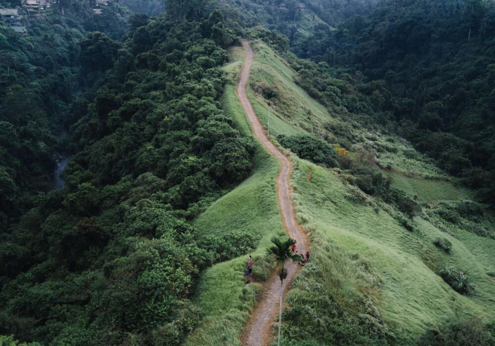 Path-on-mountain